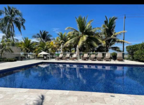Apartamento con vista al mar en Morros Ultra